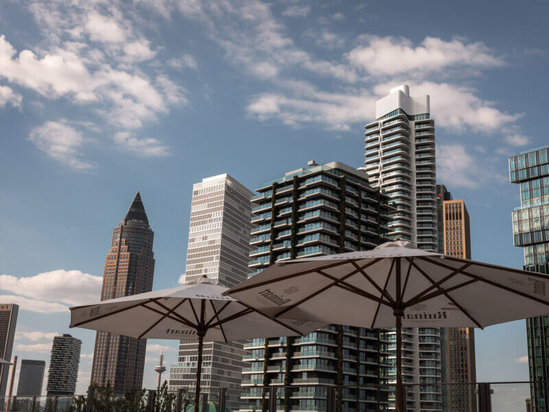 Chicago Roof Roftop Bar Frankfurt